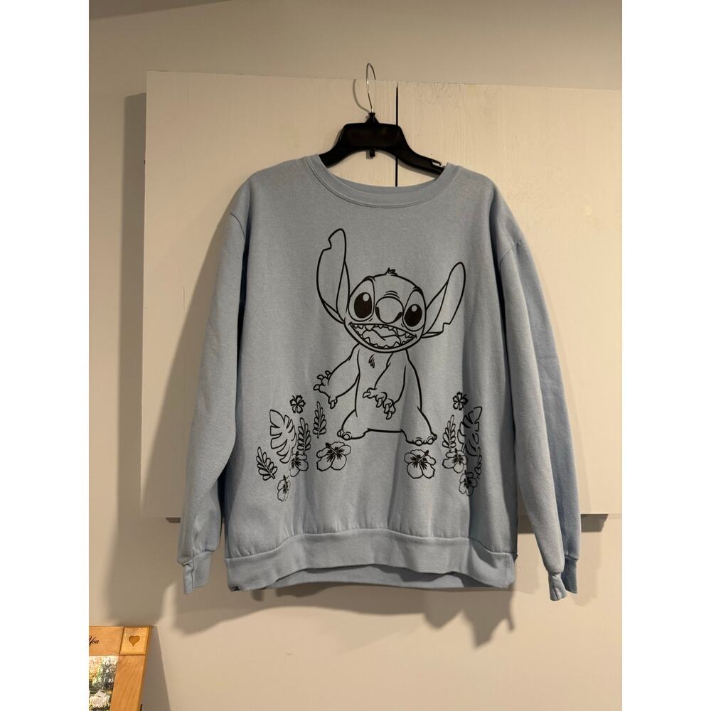 Floral Disney Stitch Sweatshirt Size XXL  (06/11/2025)